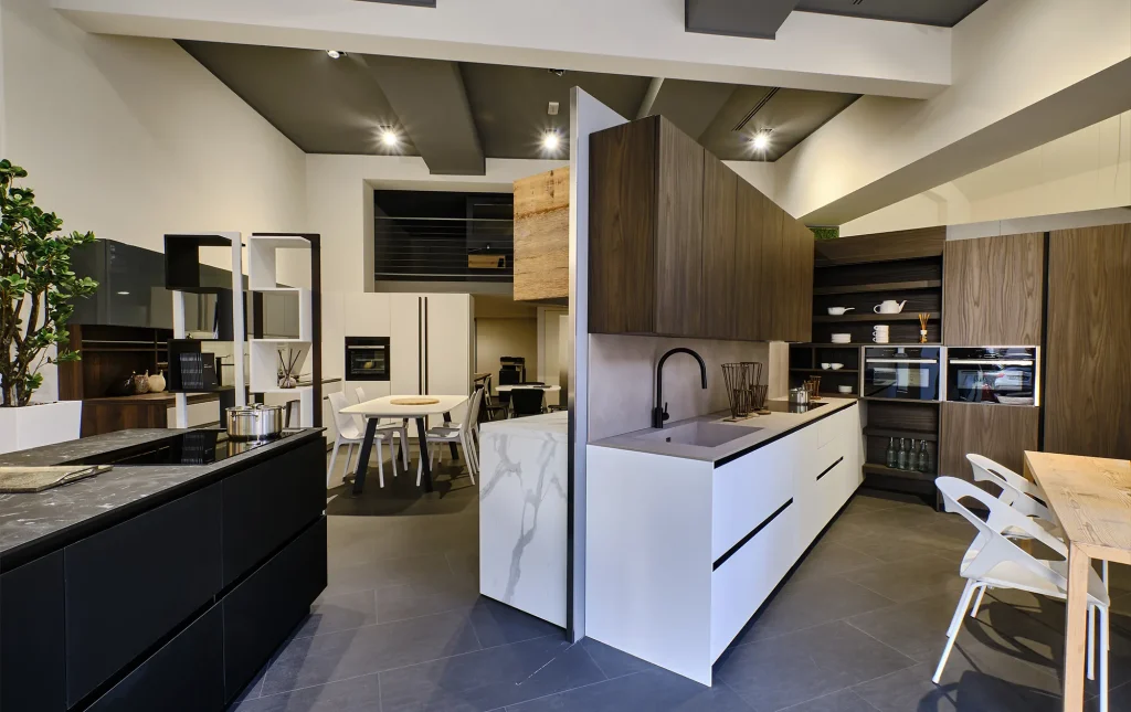 showroom corti cucine lecco